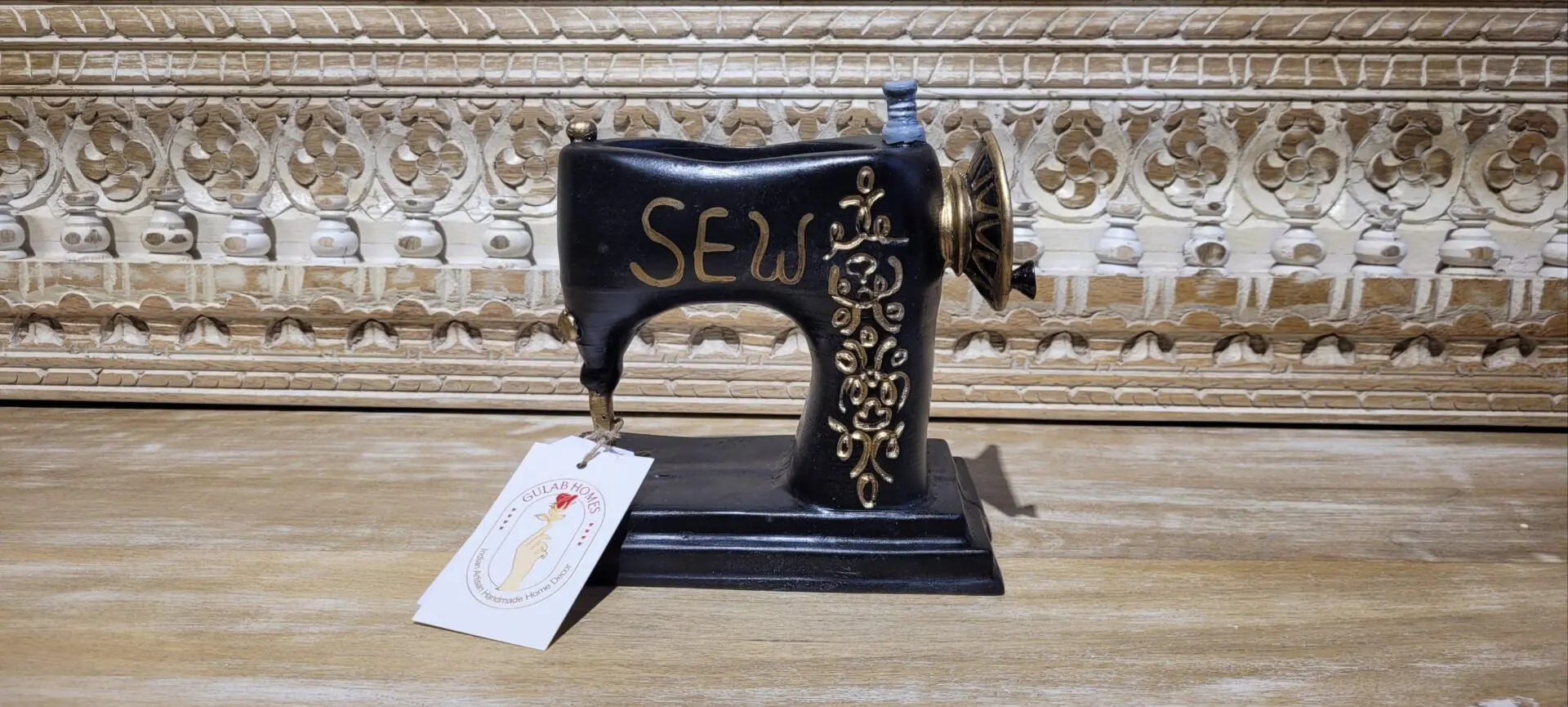 Sewing machine decor item - Gulab Homes